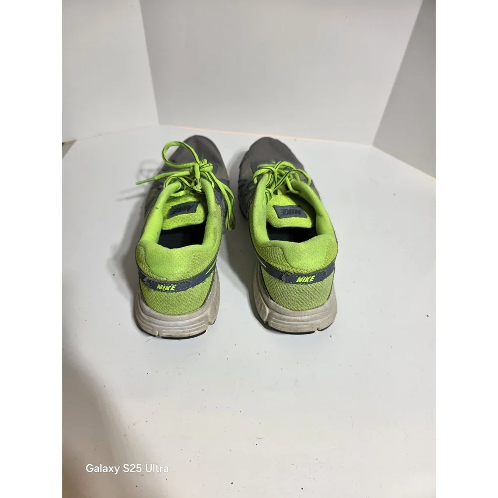 Nike Womans‎ Running Sneakers Size 8.5 Revolution #724923-410